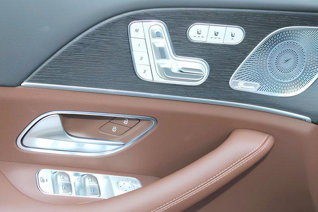 new 2025 Mercedes-Benz GLE 450e car, priced at $84,130