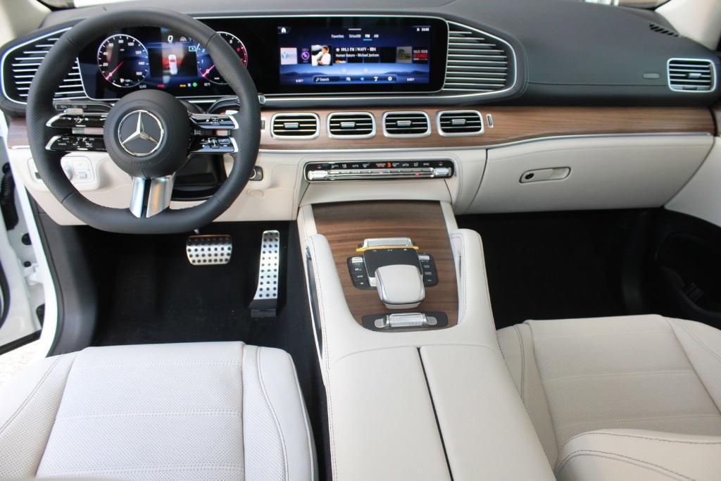 new 2024 Mercedes-Benz GLS 450 car, priced at $104,025
