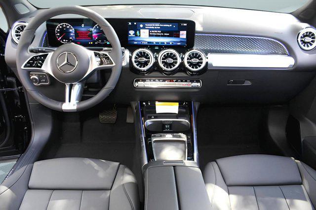 new 2025 Mercedes-Benz GLB 250 car, priced at $48,645