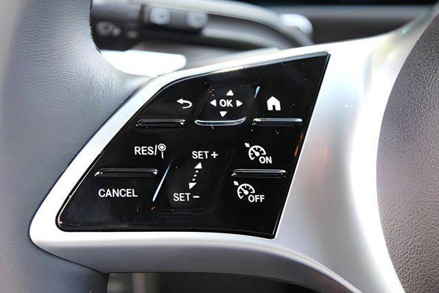 new 2025 Mercedes-Benz GLB 250 car, priced at $48,645