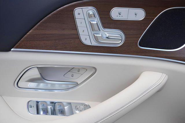 new 2025 Mercedes-Benz GLE 350 car, priced at $64,210