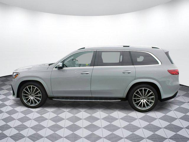 new 2025 Mercedes-Benz GLS 450 car, priced at $101,275
