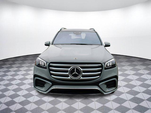 new 2025 Mercedes-Benz GLS 450 car, priced at $101,275