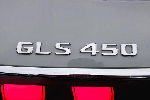 new 2025 Mercedes-Benz GLS 450 car, priced at $101,275