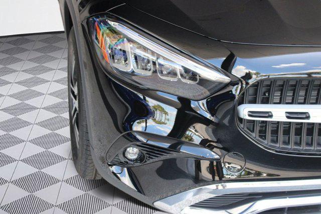 used 2026 Mercedes-Benz GLA 250 car, priced at $45,295