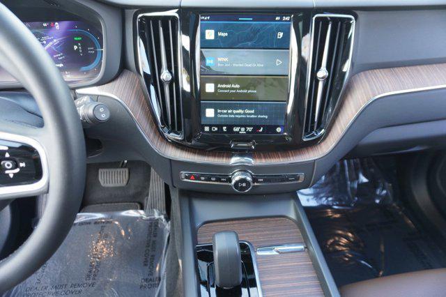 used 2023 Volvo XC60 Recharge Plug-In Hybrid car, priced at $37,999