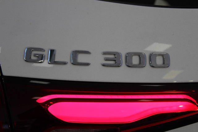 new 2025 Mercedes-Benz GLC 300 car, priced at $59,860