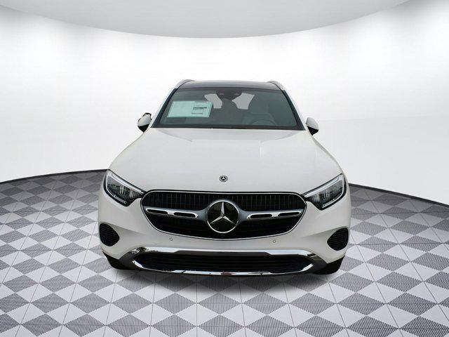 new 2025 Mercedes-Benz GLC 300 car, priced at $59,045