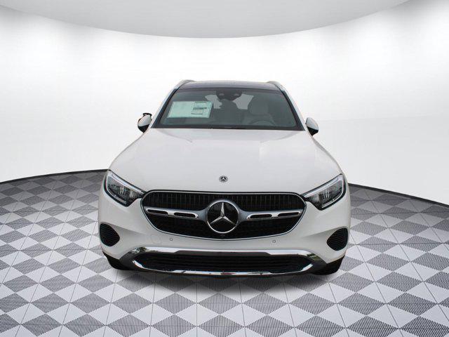 new 2025 Mercedes-Benz GLC 300 car, priced at $59,045