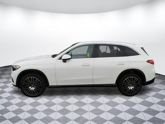 new 2025 Mercedes-Benz GLC 300 car, priced at $59,045