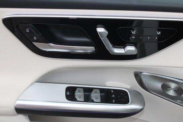 new 2025 Mercedes-Benz GLC 300 car, priced at $59,045