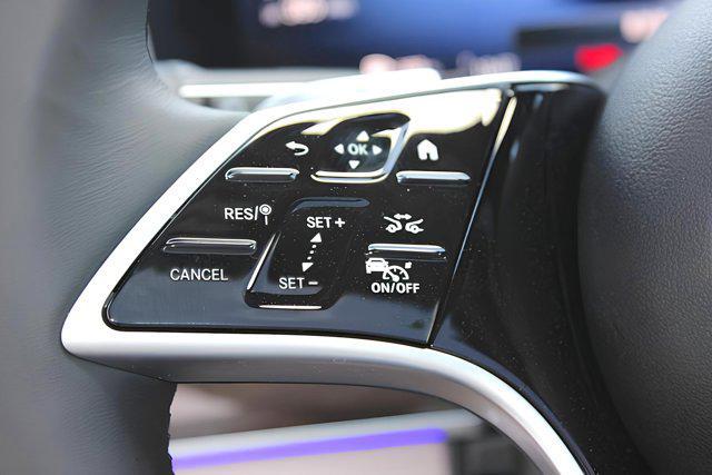 new 2025 Mercedes-Benz GLE 450e car, priced at $89,255