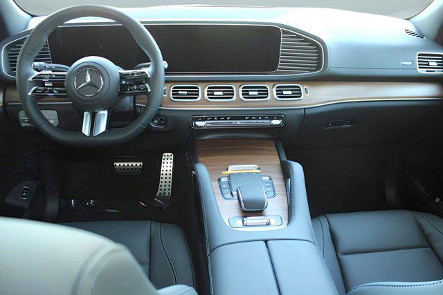 new 2025 Mercedes-Benz GLS 450 car, priced at $95,345