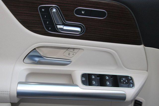 new 2026 Mercedes-Benz GLA 250 car, priced at $49,380