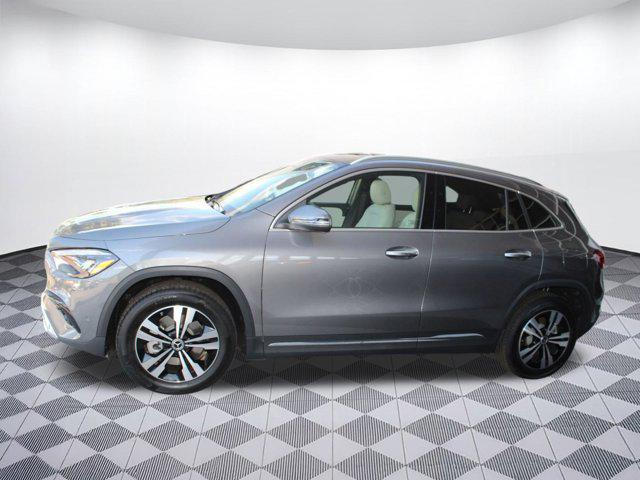 new 2026 Mercedes-Benz GLA 250 car, priced at $49,380