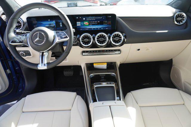 new 2025 Mercedes-Benz GLA 250 car, priced at $48,120