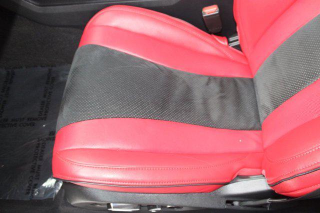 used 2022 Acura MDX car, priced at $33,999