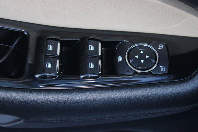 used 2020 Ford Edge car, priced at $15,999