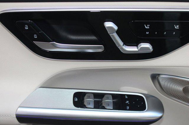 new 2026 Mercedes-Benz GLC 300 car, priced at $60,235