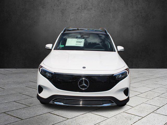 new 2024 Mercedes-Benz EQB 300 car, priced at $61,675