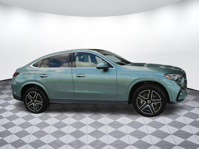 new 2025 Mercedes-Benz GLC 300 car, priced at $69,725