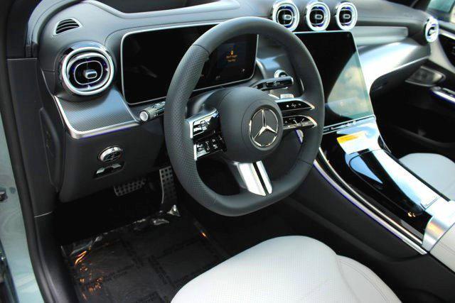 new 2025 Mercedes-Benz GLC 300 car, priced at $69,725
