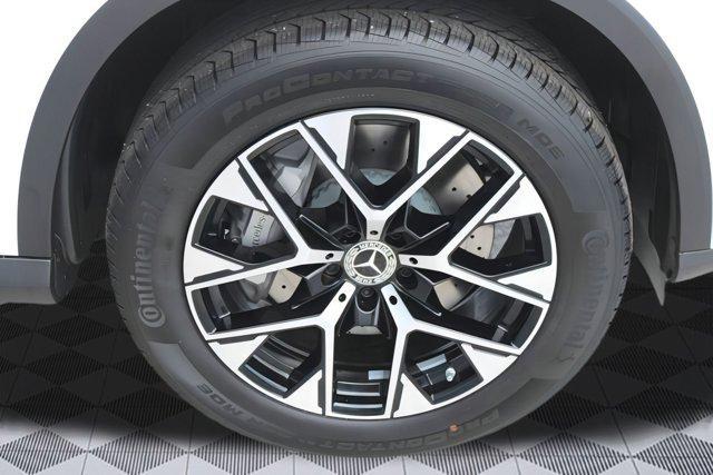 new 2025 Mercedes-Benz GLC 350e car, priced at $68,640