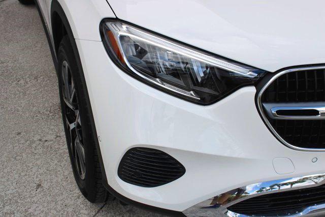 new 2025 Mercedes-Benz GLC 350e car, priced at $68,640