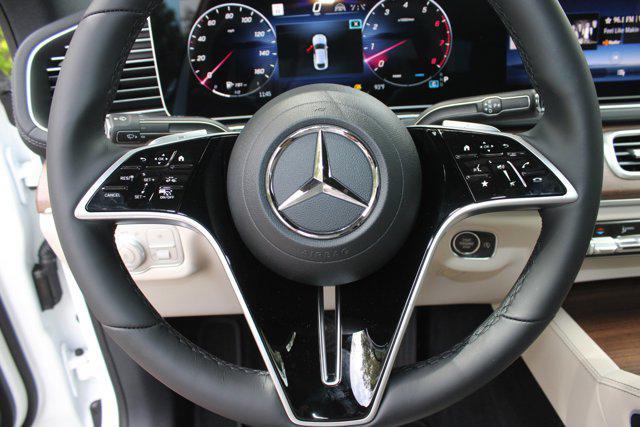 new 2025 Mercedes-Benz GLE 450 car, priced at $84,460