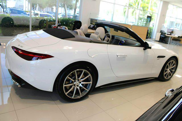 used 2023 Mercedes-Benz AMG SL 43 car, priced at $79,999