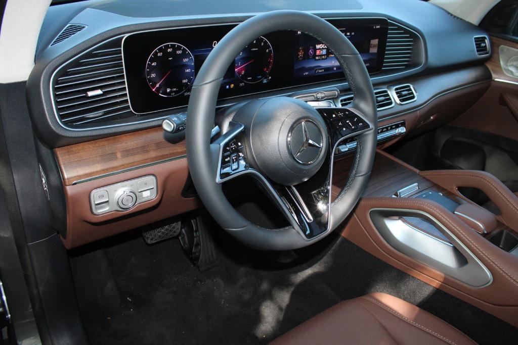 used 2024 Mercedes-Benz GLE 350 car, priced at $72,610