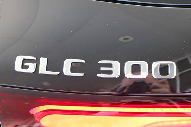 new 2025 Mercedes-Benz GLC 300 car, priced at $54,585