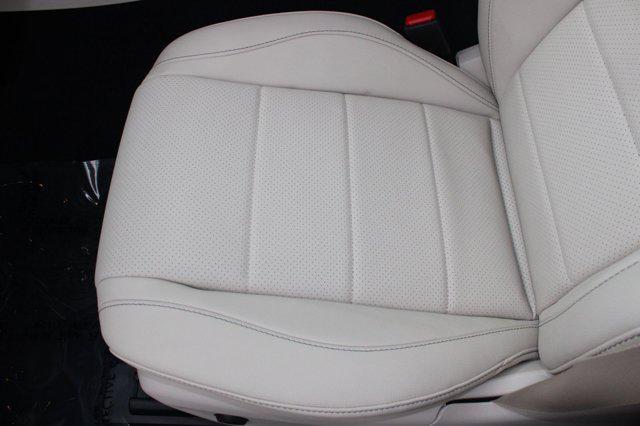 new 2026 Mercedes-Benz GLE 450 car, priced at $81,990