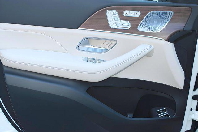 new 2025 Mercedes-Benz GLE 450e car, priced at $78,390