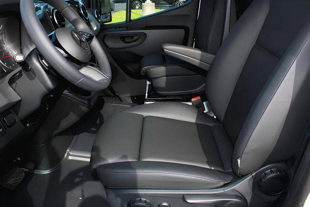 new 2025 Mercedes-Benz Sprinter 2500 car, priced at $69,802