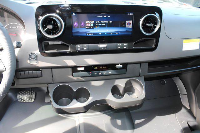 new 2025 Mercedes-Benz Sprinter 2500 car, priced at $69,802