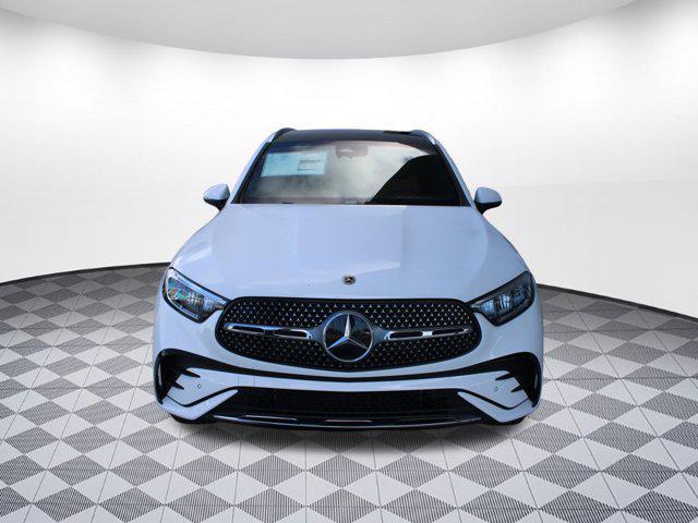 new 2025 Mercedes-Benz GLC 300 car, priced at $57,800