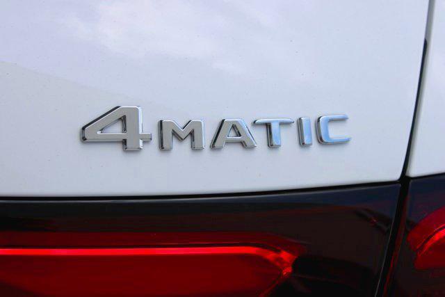 new 2025 Mercedes-Benz GLC 300 car, priced at $56,385