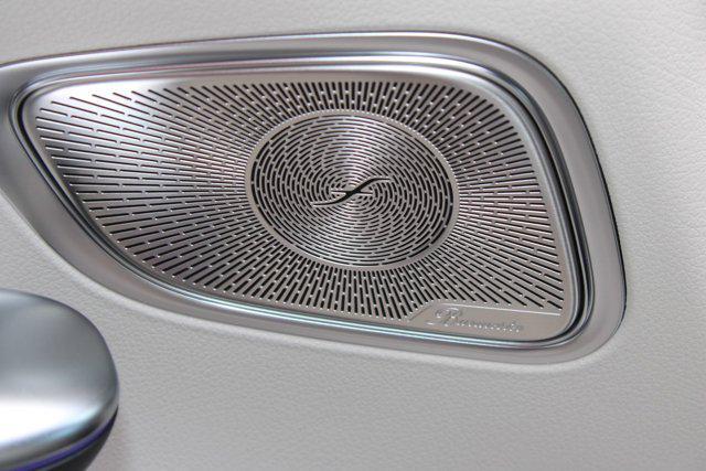 new 2025 Mercedes-Benz GLC 300 car, priced at $56,385