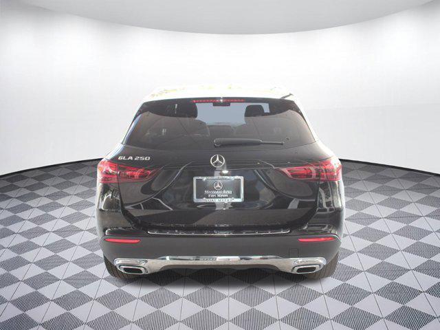 new 2026 Mercedes-Benz GLA 250 car, priced at $45,295