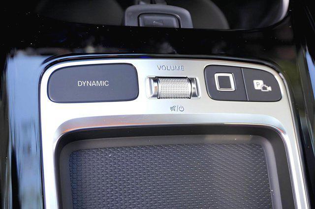 new 2025 Mercedes-Benz GLA 250 car, priced at $47,195