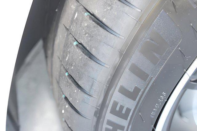 new 2025 Mercedes-Benz AMG GLE 53 car, priced at $110,800