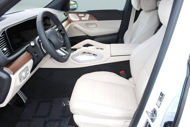 new 2025 Mercedes-Benz GLS 580 car, priced at $126,160