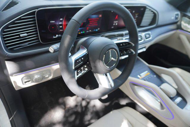 new 2025 Mercedes-Benz GLS 450 car, priced at $97,810