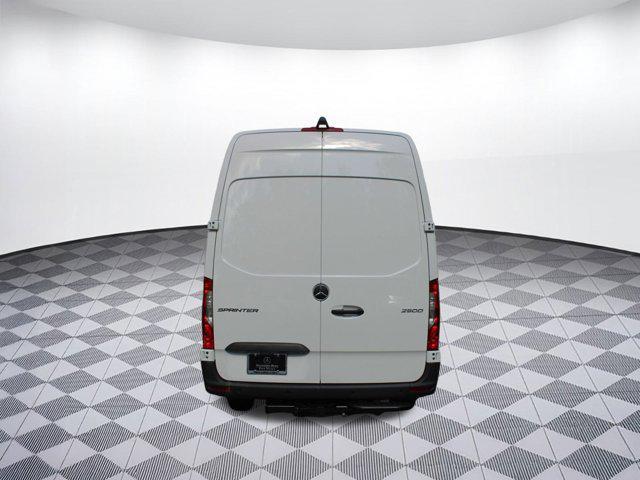 new 2025 Mercedes-Benz Sprinter 2500 car, priced at $69,181