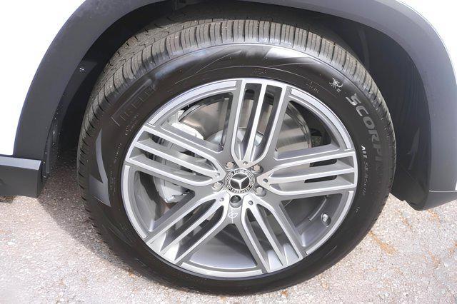 used 2025 Mercedes-Benz GLS 450 car, priced at $92,595