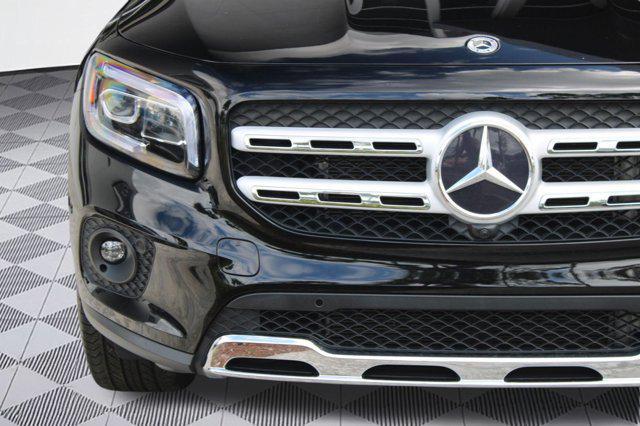 used 2022 Mercedes-Benz GLB 250 car, priced at $27,999
