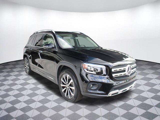 used 2022 Mercedes-Benz GLB 250 car, priced at $27,999