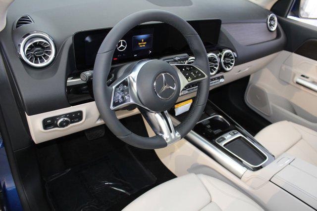 new 2025 Mercedes-Benz GLA 250 car, priced at $50,695