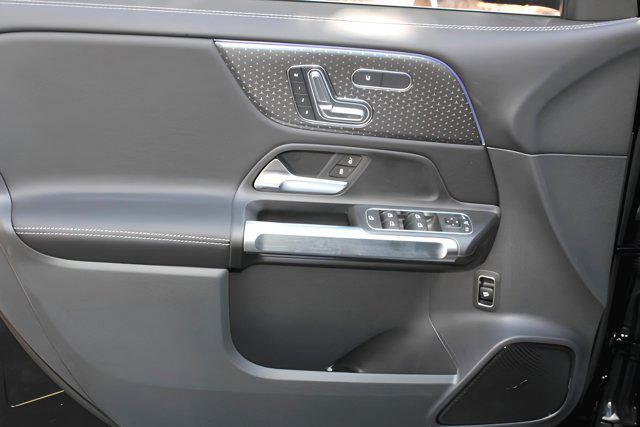 used 2025 Mercedes-Benz GLB 250 car, priced at $39,488